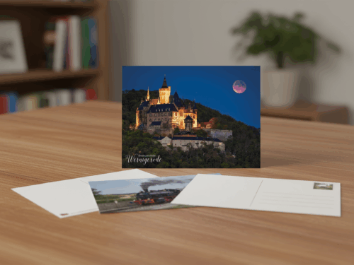 Postkarte mit beleuchteter Schloss Wernigerode bei Vollmond, Blutmond