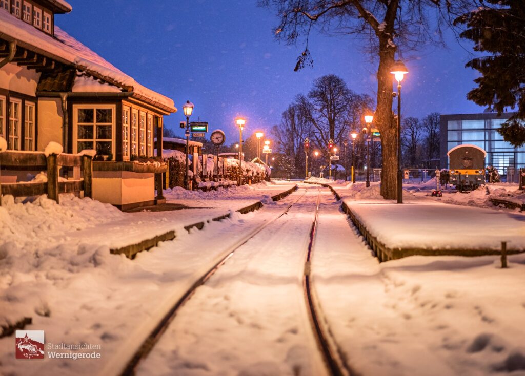 Station in the snow at night – Wernigerode