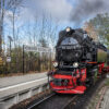 Dampflok am Haltepunkt Hochschule Harz – Wernigerode Dampflok am Haltepunkt Hochschule Harz – Wernigerode
