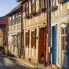 Fachwerkgasse in der Sonne – Wernigerode Fachwerkgasse in der Sonne – Wernigerode