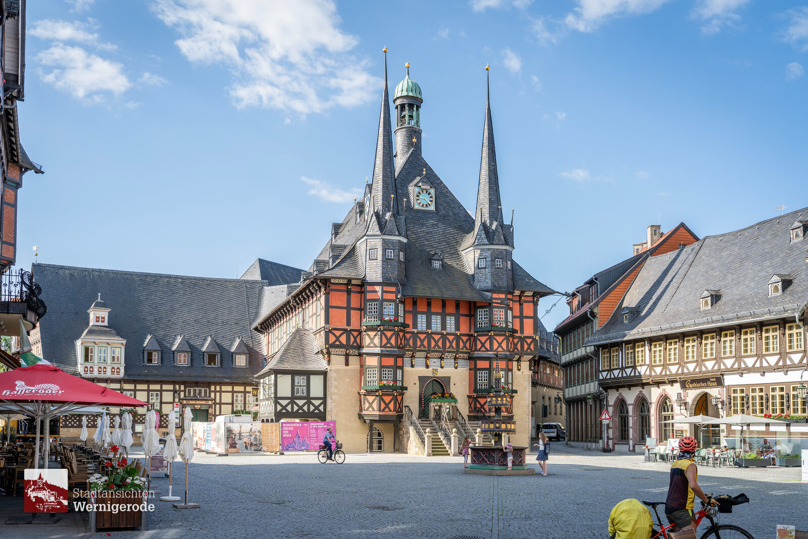 Foto Rathaus Wernigerode im Sommer