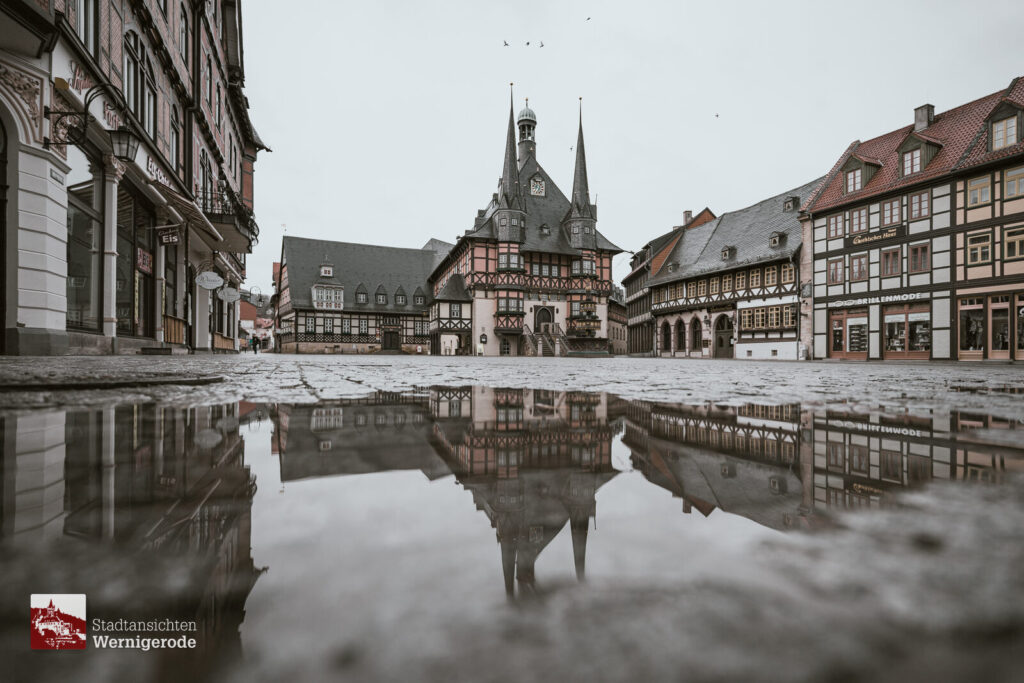 Rathaus im Spiegel – Wernigerode Rathaus im Spiegel – Wernigerode