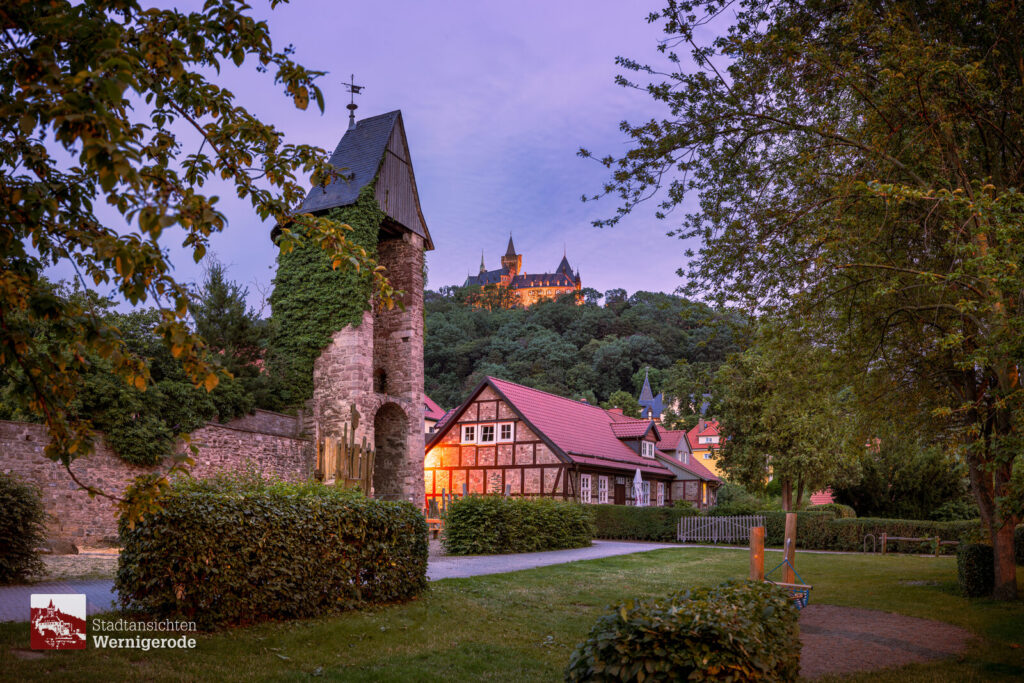 Mauerturm mit Schlossblick – Wernigerode