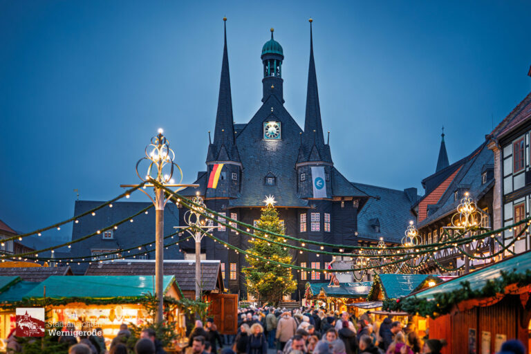 Weihnachtsmarkt am Rathaus – Wernigerode